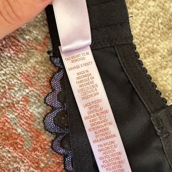 • Savage X Fenty Unlined Lace Bra • - Picture 5 of 6